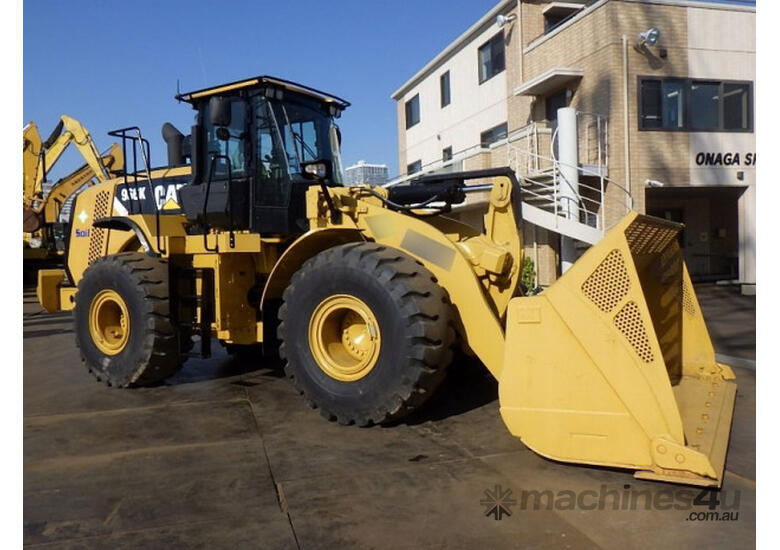 caption Caterpillar 966K Loader/Tool Carrier Loader