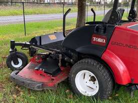 Toro Groundsmaster 7210 - picture1' - Click to enlarge