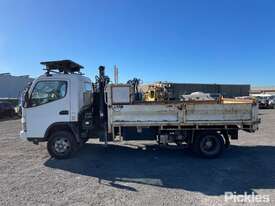 2010 Mitsubishi Canter 7/800 - picture1' - Click to enlarge