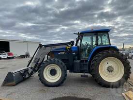 New Holland TM190 - picture2' - Click to enlarge