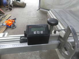 SCM Electronic panel saw - picture2' - Click to enlarge