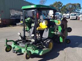 John Deere 1600 Turbo - picture1' - Click to enlarge