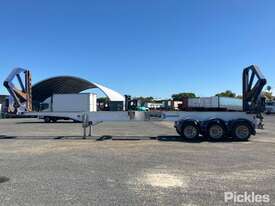 2015 Hammar Tri Axle Side Lifter - picture1' - Click to enlarge