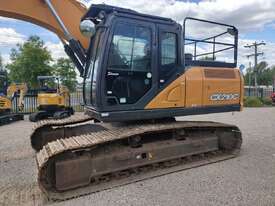 Case CX210C Hydraulic Excavator - picture0' - Click to enlarge