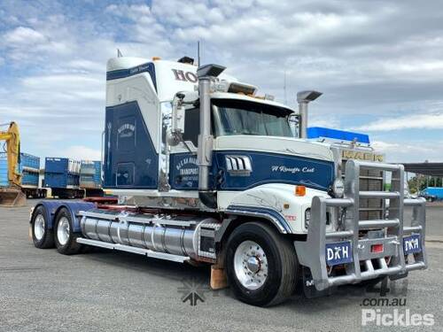 2005 Mack Superliner Prime Mover Sleeper Cab