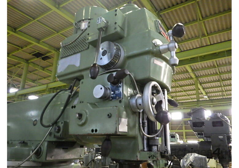 Okuma & Howa Vertical Milling machine