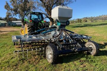 LEHNER VENTO 16 ELECTRIC AIRSEEDER (16 OUTLET, 500L)