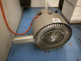 Vacuum Pump and Blower - picture0' - Click to enlarge