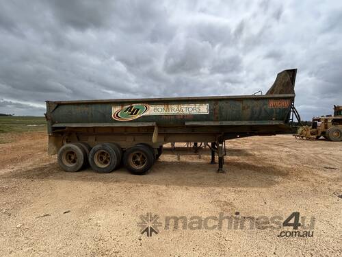 1984 Custom Made Tipper Trailer