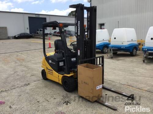 2017 Komatsu Counter Balance Forklift