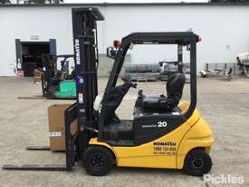 2017 Komatsu Counter Balance Forklift - picture1' - Click to enlarge