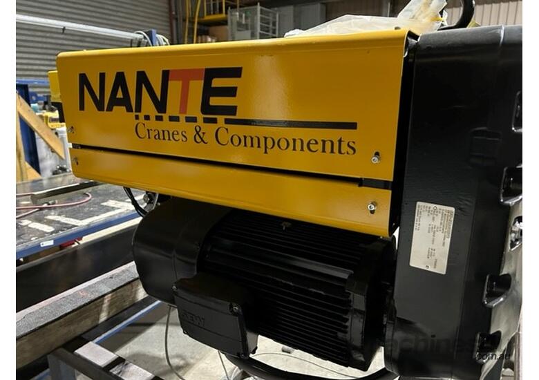 Overhead Crane MRC 1.6T Capacity: Exclusive Australian Distributor