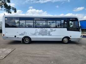 2000 Hino FB 30 Seat Charter Bus - picture2' - Click to enlarge