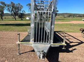 PROWAY BULK LIVESTOCK HANDLER  - picture2' - Click to enlarge