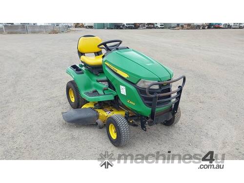 John Deere X300