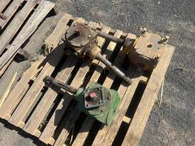 Hadbro Angle Drive Gear Boxes for Chaser Bin - picture0' - Click to enlarge