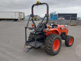 Kubota L3200 - picture0' - Click to enlarge