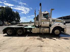 2018 Mack Superliner CLXT 6x4 Prime Mover - picture1' - Click to enlarge