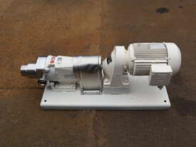 Stainless Lobe Pump - 2.2kW - SSP SR/2/013 ***MAKE AN OFFER*** - picture0' - Click to enlarge