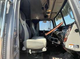2013 Western Star FXT4900 Constellation - picture0' - Click to enlarge