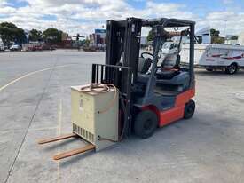 2001 Toyota 7FB15 Electric Forklift - picture1' - Click to enlarge