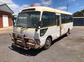 2006 Toyota Coaster Bus - picture1' - Click to enlarge