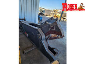 EMBREY EDS22R ROTARY HYDRAULIC DEMOLITION/SCRAP SHEAR - picture0' - Click to enlarge