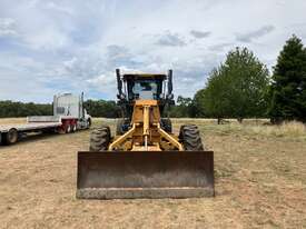 John Deere 670GP (Stock No. 95514)  - picture2' - Click to enlarge