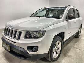 2015 Jeep Compass Blackhawk Limited (Petrol) (Auto) - picture0' - Click to enlarge