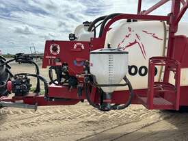 2018 CROPLANDS PINTO 4000 II TOW BEHIND SPRAYER - picture0' - Click to enlarge