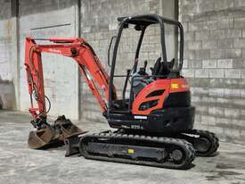 Kubota U25 Excavator - picture1' - Click to enlarge