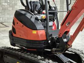 Kubota U25 Excavator - picture2' - Click to enlarge