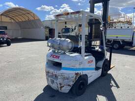 Tcm FG25T30 LPG Forklift - picture0' - Click to enlarge