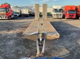 2012 Heavy Haul Beaver Tail Plant Trailer - picture0' - Click to enlarge