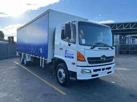 2007 Hino GH Curtainsider - picture0' - Click to enlarge