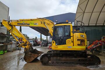   2018 KOMATSU PC228US-8 24T EXCAVATOR WITH FULL CIVIL SPEC, HITCH, BUCKETS AND 4050 HOURS