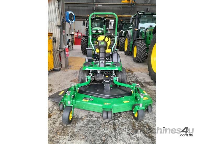 caption 2020 John Deere 1570 C Mowers Front