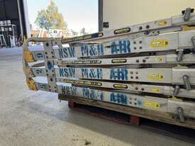 Pallet of 5 x Assorted Ladders - picture0' - Click to enlarge