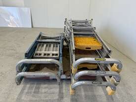 Pallet of 5 x Assorted Ladders - picture1' - Click to enlarge