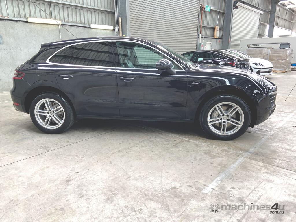 Buy Used 2015 porsche CAYENNE TURBO SUV in Dandenong South, VIC