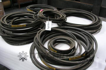 MSL 692 - LARGE ASSORTMENT OF   DUNLOP SHORT & LONG V BELTS - QTY 17 - FOR ELECTRIC MOTORS DRIVE