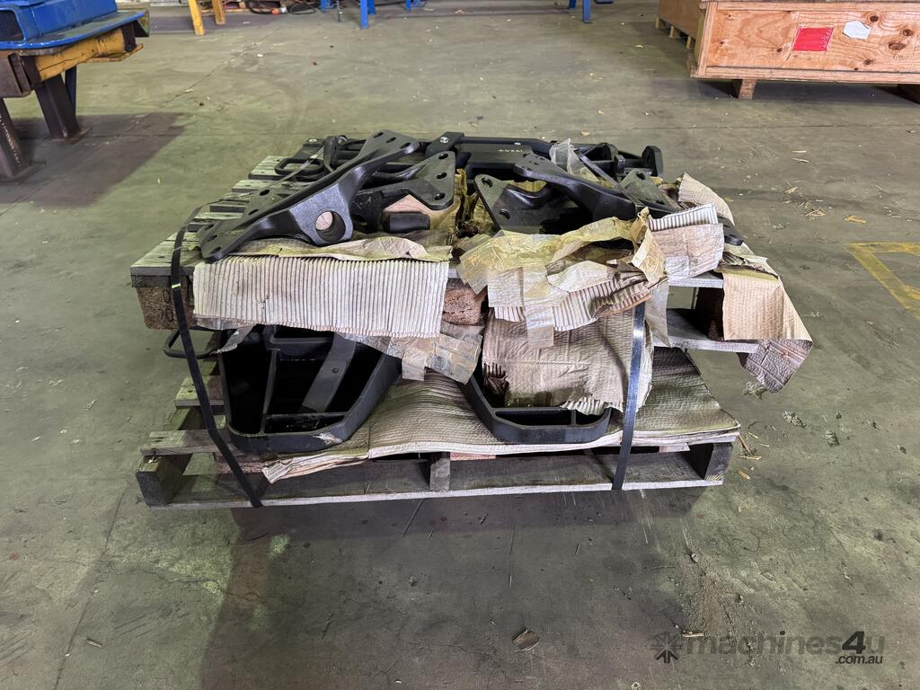 Used Assorted Pallet of Fontaine Fifth Wheels in Stafford, QLD