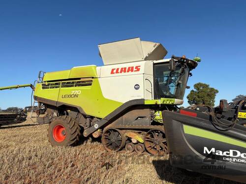 Combine Harvester Claas 770TT