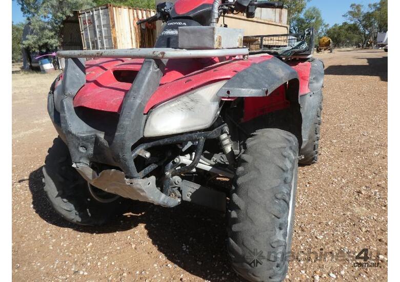 caption HONDA RINCON 680 QUAD
