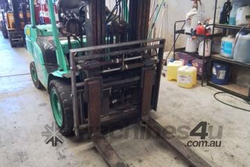 3.5T Mitsubishi Diesel Forklift | UNIT 122
