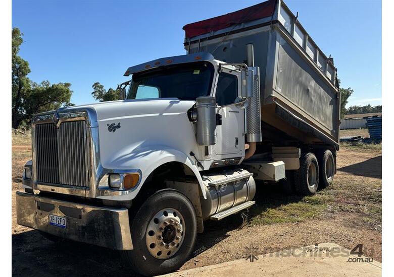 2007 INTERNATIONAL EAGLE 9900i 
