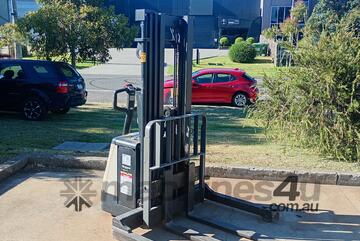 Crown Forklift 1.5M4000TT Walkie Stacker | 1.5 Tonne | 4.5m Lift | New Battery