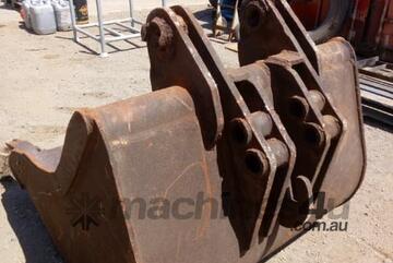 Custom 1200MM Wide Batter Bucket