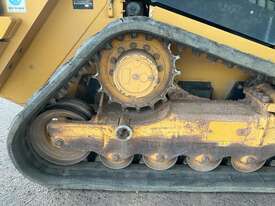 2013 Caterpillar 279D Skid Steer (Rubber Tracked) - picture0' - Click to enlarge