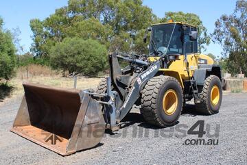 Komatsu 2015   WA200PZ-6 Komatsu 2015   WA200PZ-6